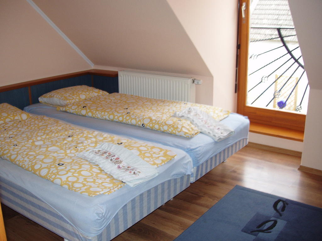 Rudolf'S Fogado Hotel Zsira Kamer foto