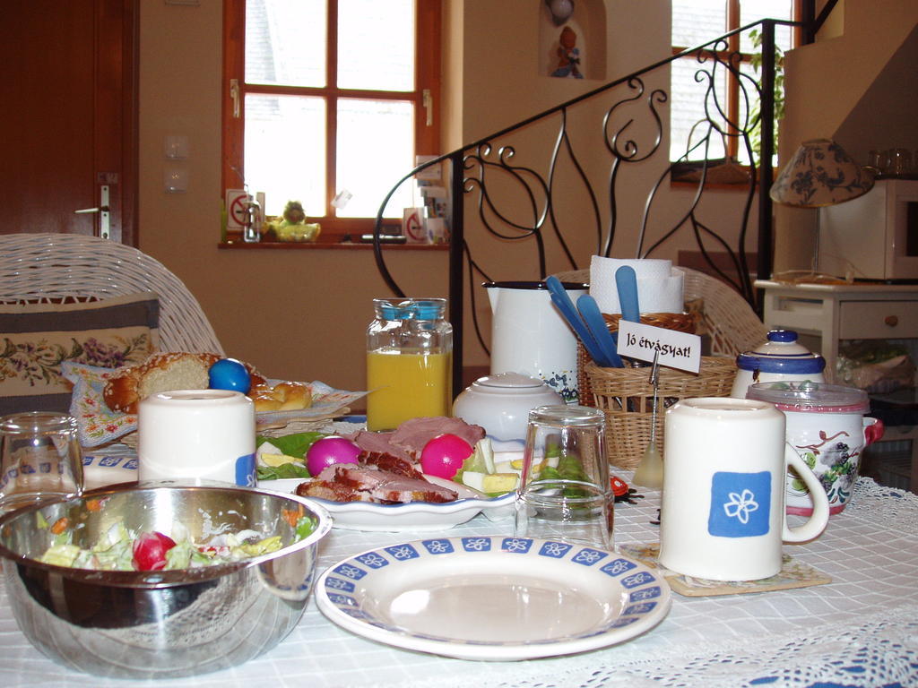 Rudolf'S Fogado Hotel Zsira Buitenkant foto