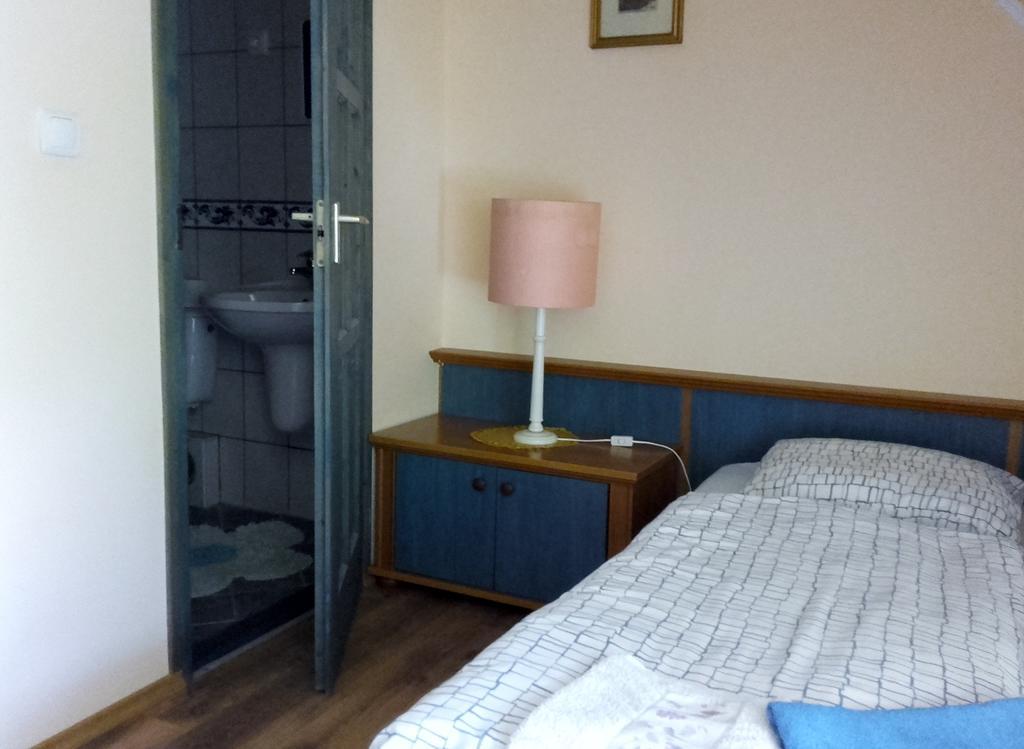 Rudolf'S Fogado Hotel Zsira Buitenkant foto